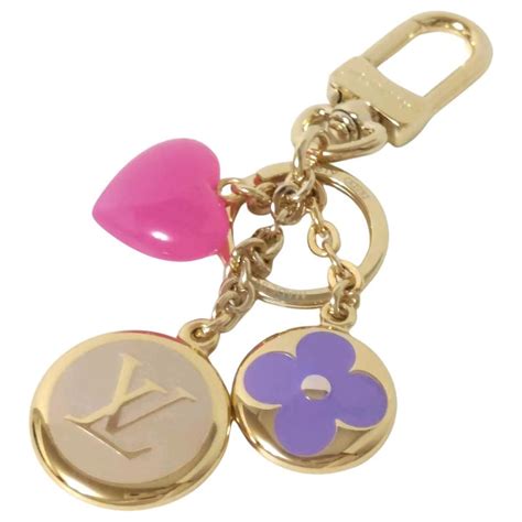 porte clef louis vuitton|Louis Vuitton porte clé femme.